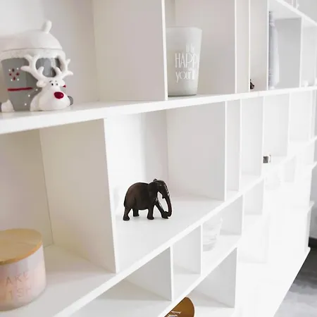 Modern Stylish 2br