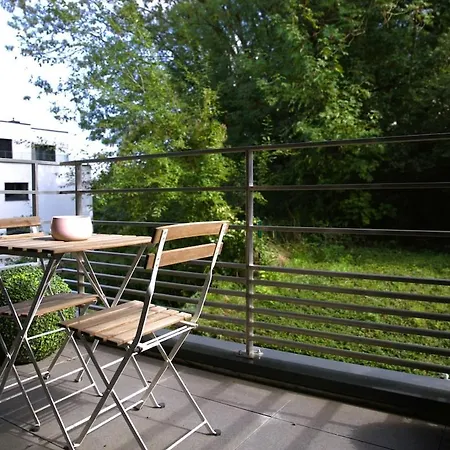 Apartment Modern Stylish 2br *